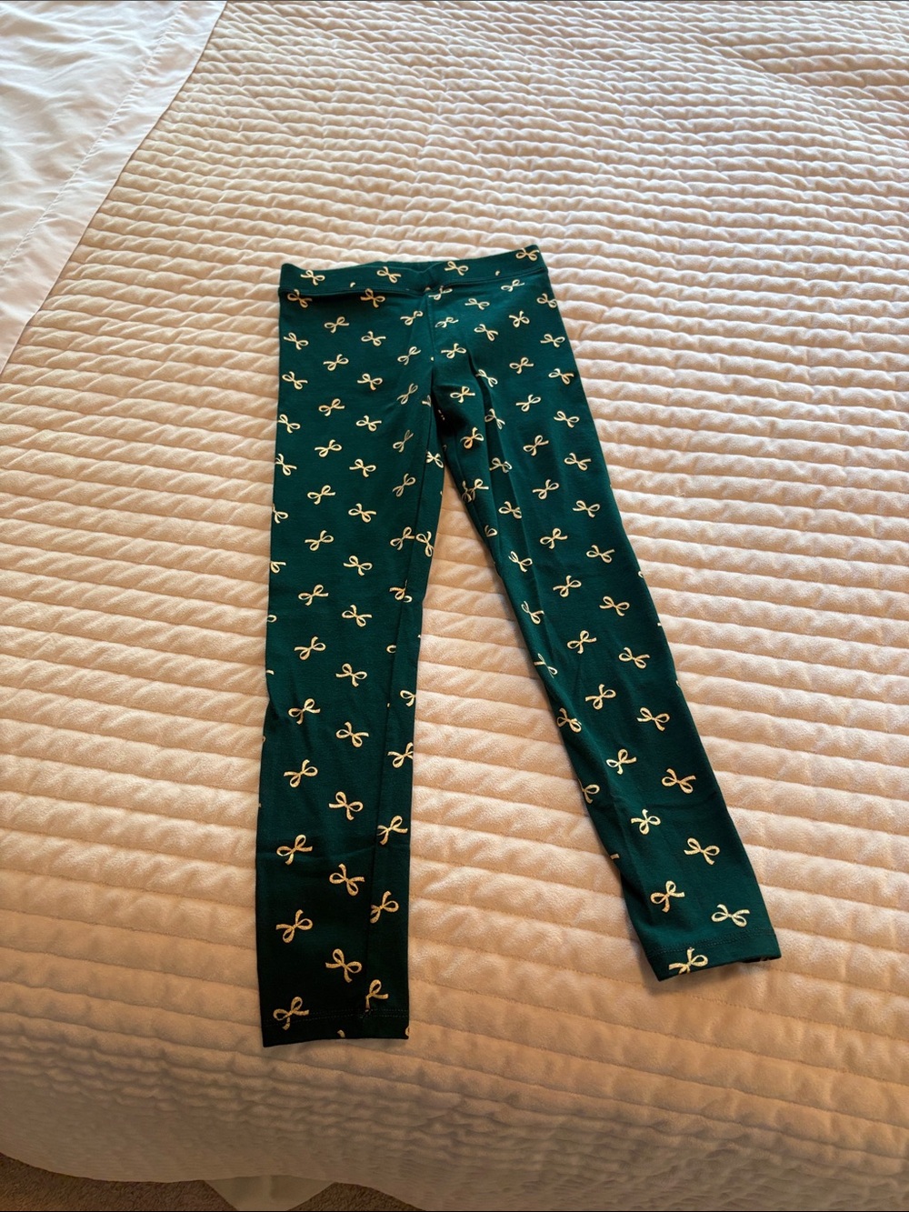 Crewcuts Kids Green Bow Print Leggings